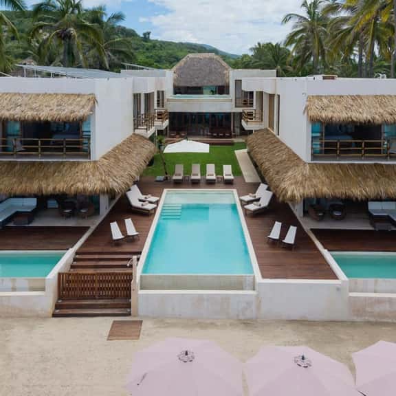 Villa Chukum Beachfront, Punta de Mita, Litibu - Image 1